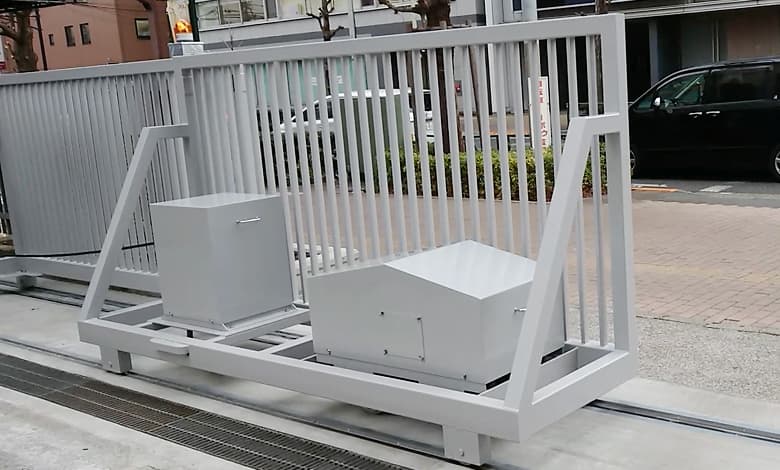 ダブルレール型・片引門扉／Ｊ型駆動部